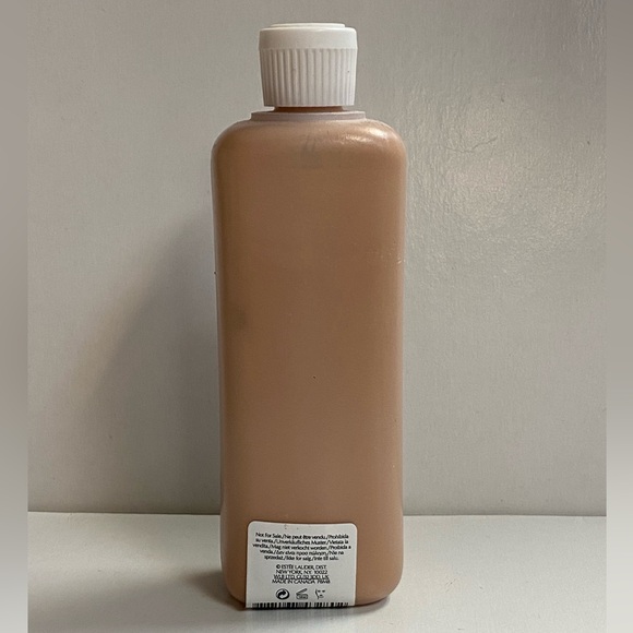 NWOB Estee Lauder Double Wear Stay-in-Place Makeup in 2C3 FRESCO - Picture 2 of 2